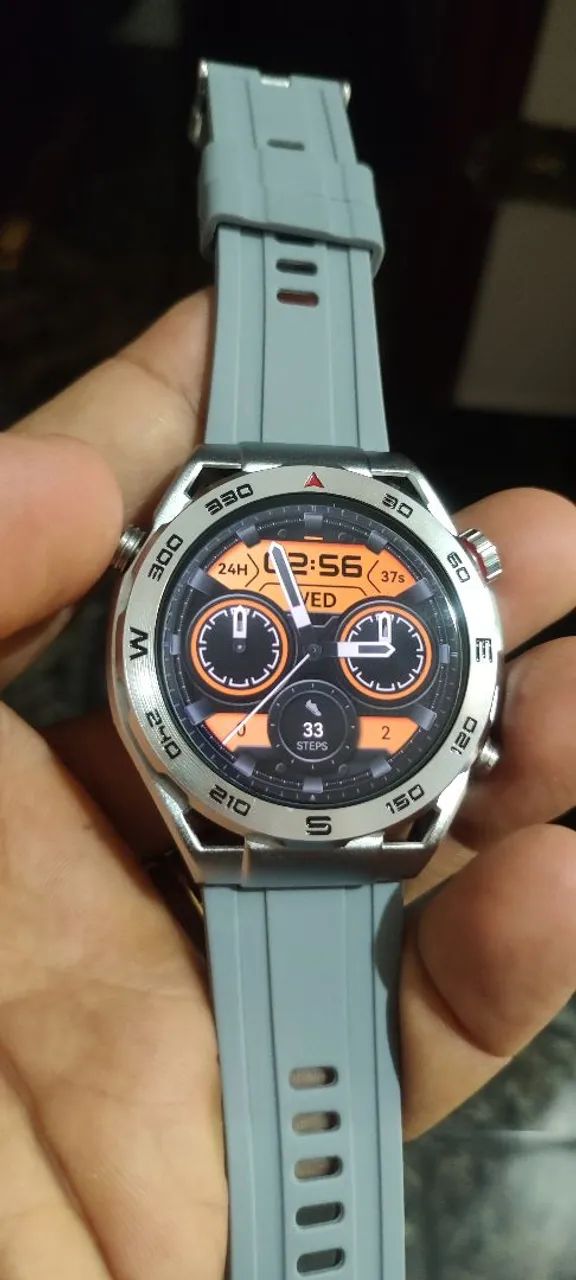 Vendo um relógio Smartwatch Haylou R 8.