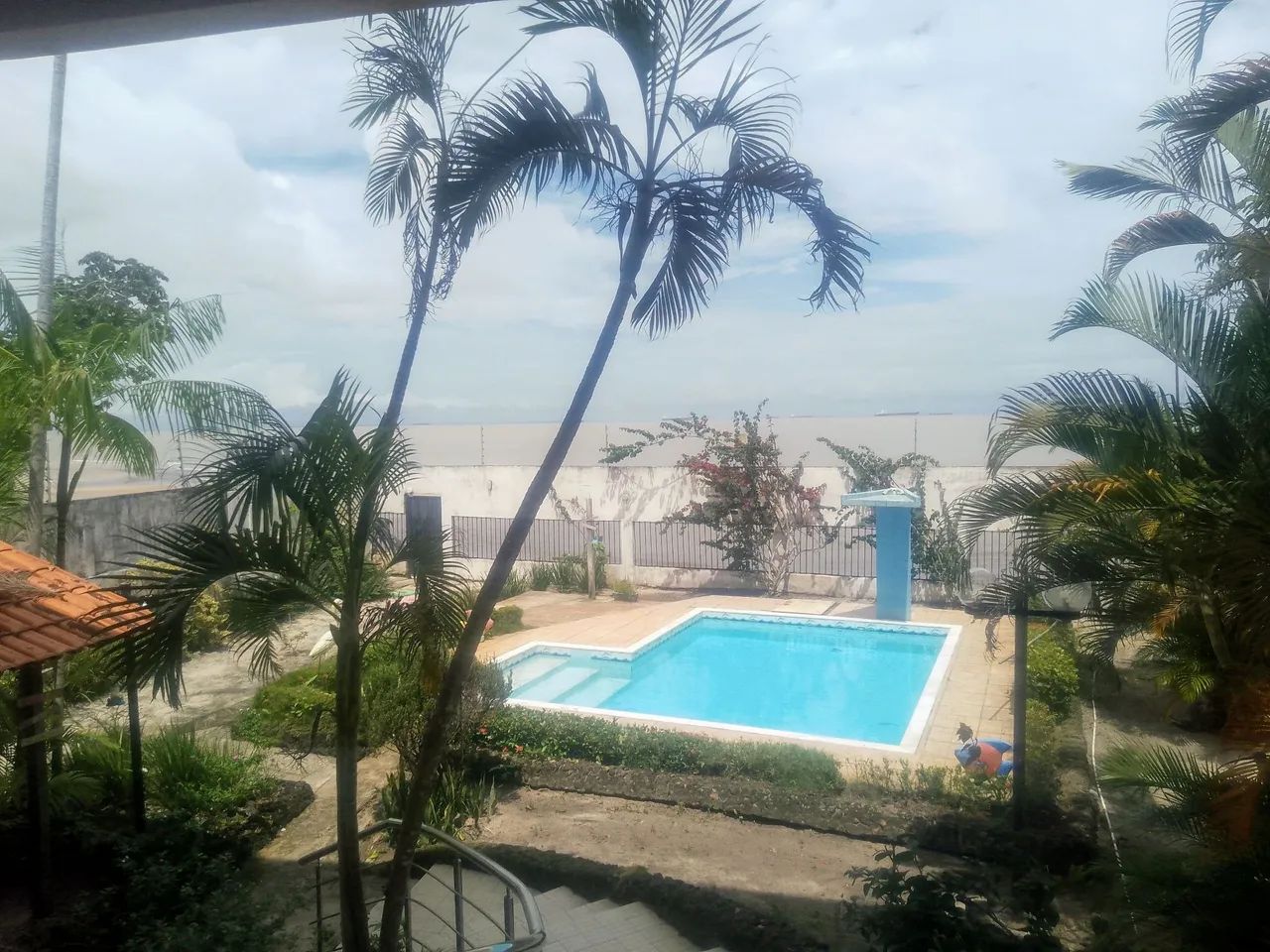 Alugo triplex em Mosqueiro. 