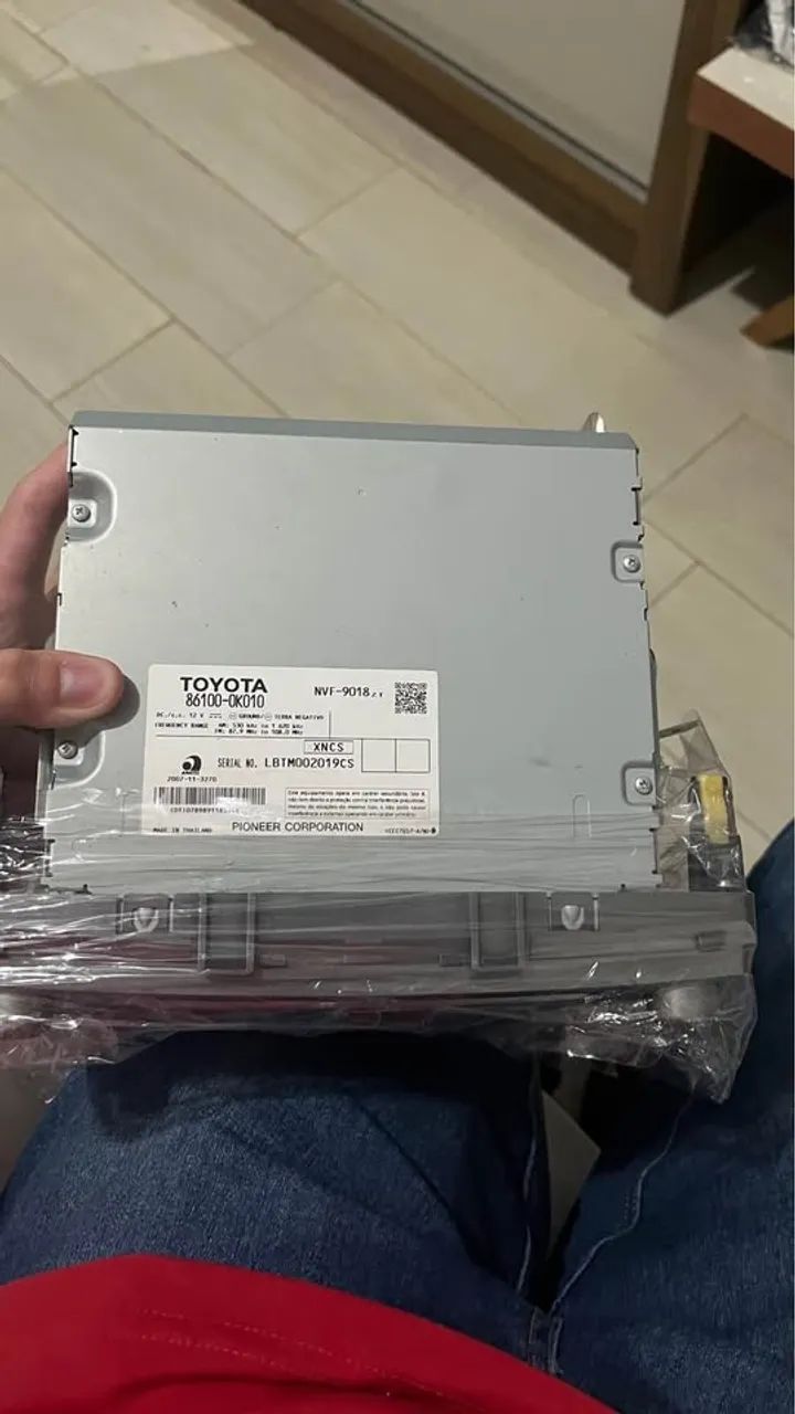 Central multimídia original da Toyota Hilux e SW4 fabricadas entre 2012 e 2015 - Foto 4