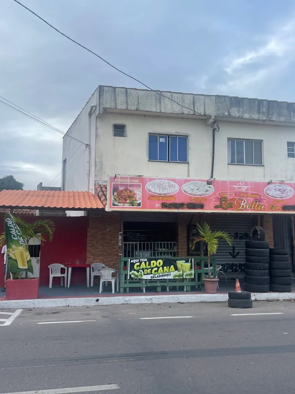 ALUGA-SE LOJA COMERCIAL