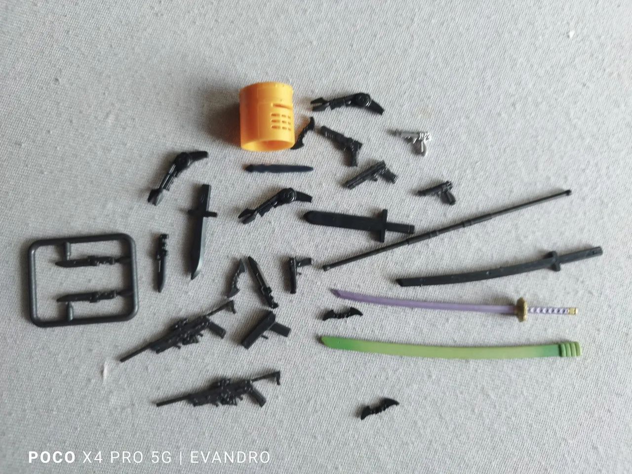 Lote de itens para customização de action  - Foto 3