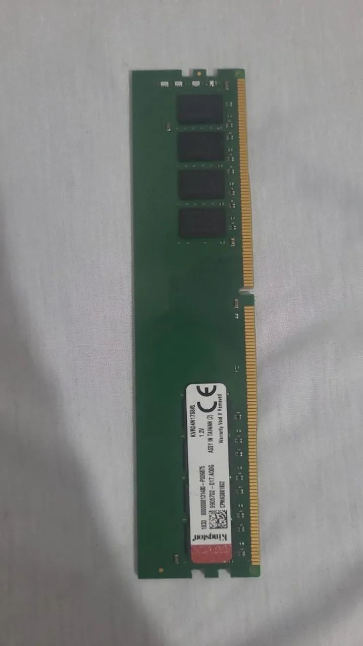 Vendo memória RAM Kingston 8GB DDR4 funcionando perfeitamente 