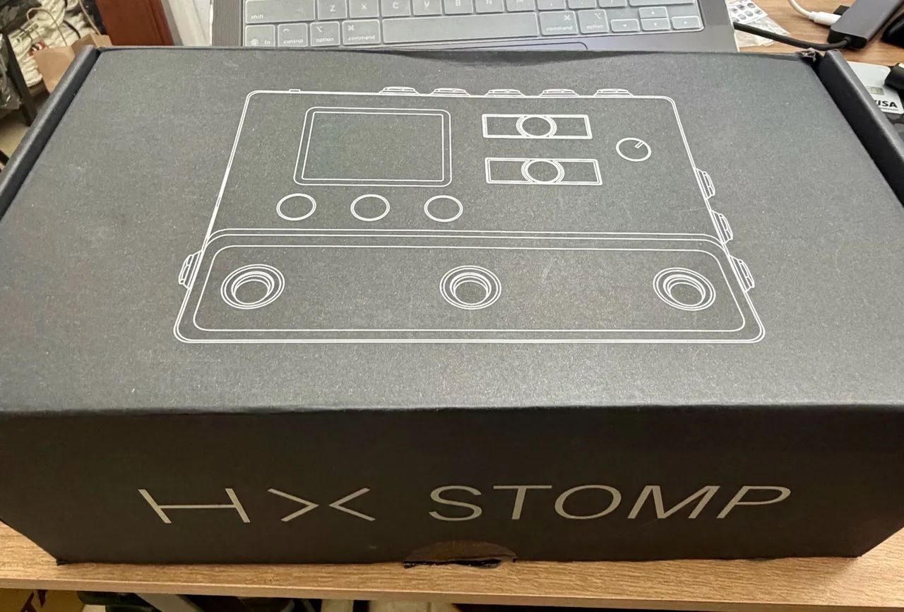 HX STOMP - NOVA NA CAIXA