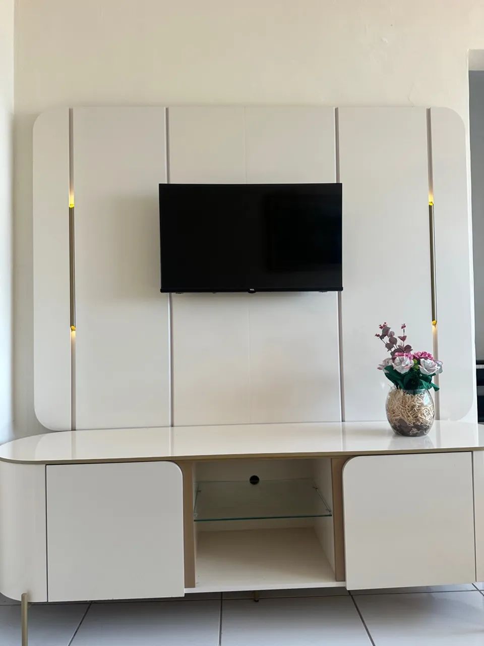 Painel + Rack Off White com LED 