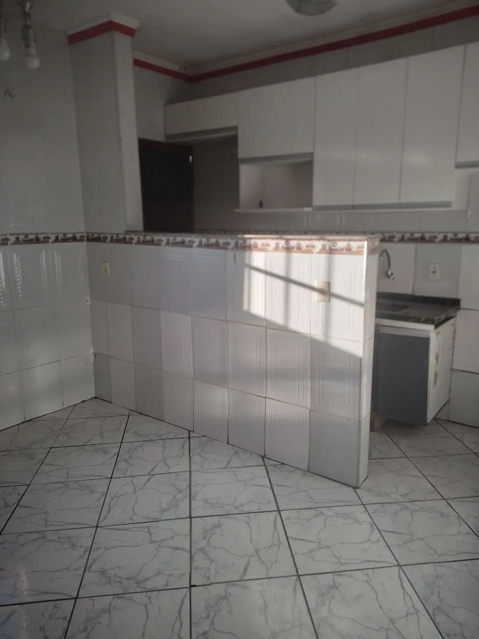 Alugo casa em ilhas das flores 