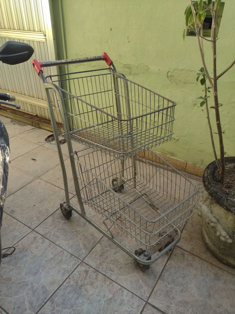 Carrinho de sacolão 
