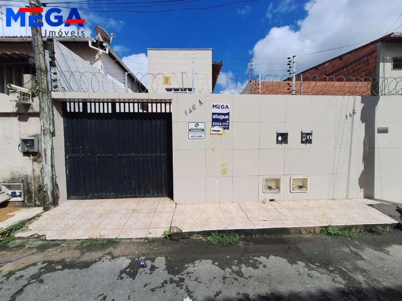 Prédio comercial no bairro Antônio Bezerra em Fortaleza, CE