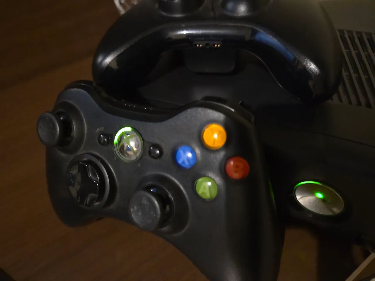 Xbox 360 - 500gb (Kinect 2 controles)