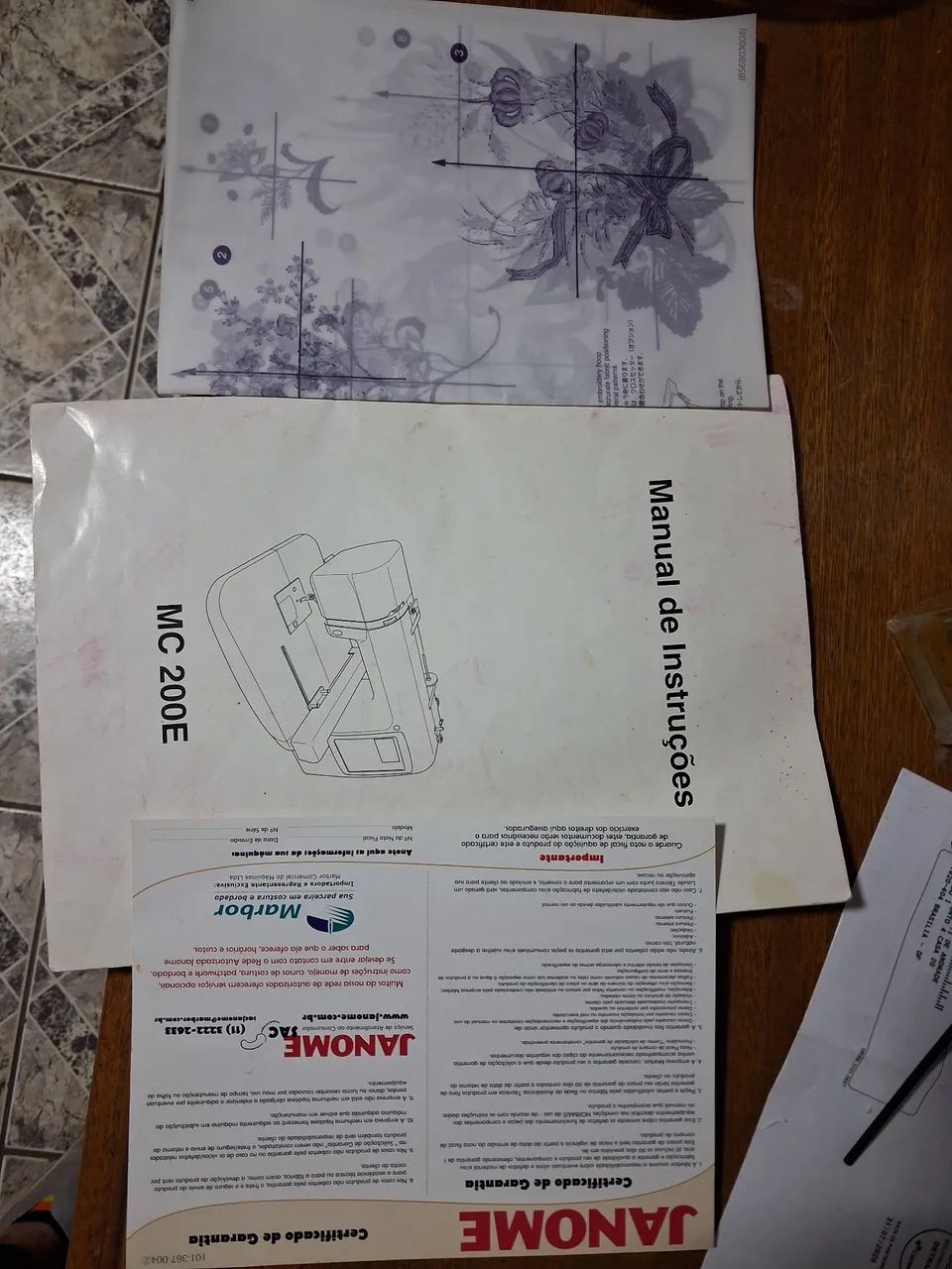 Máquina de bordado - janome memory craft 200E - Foto 5