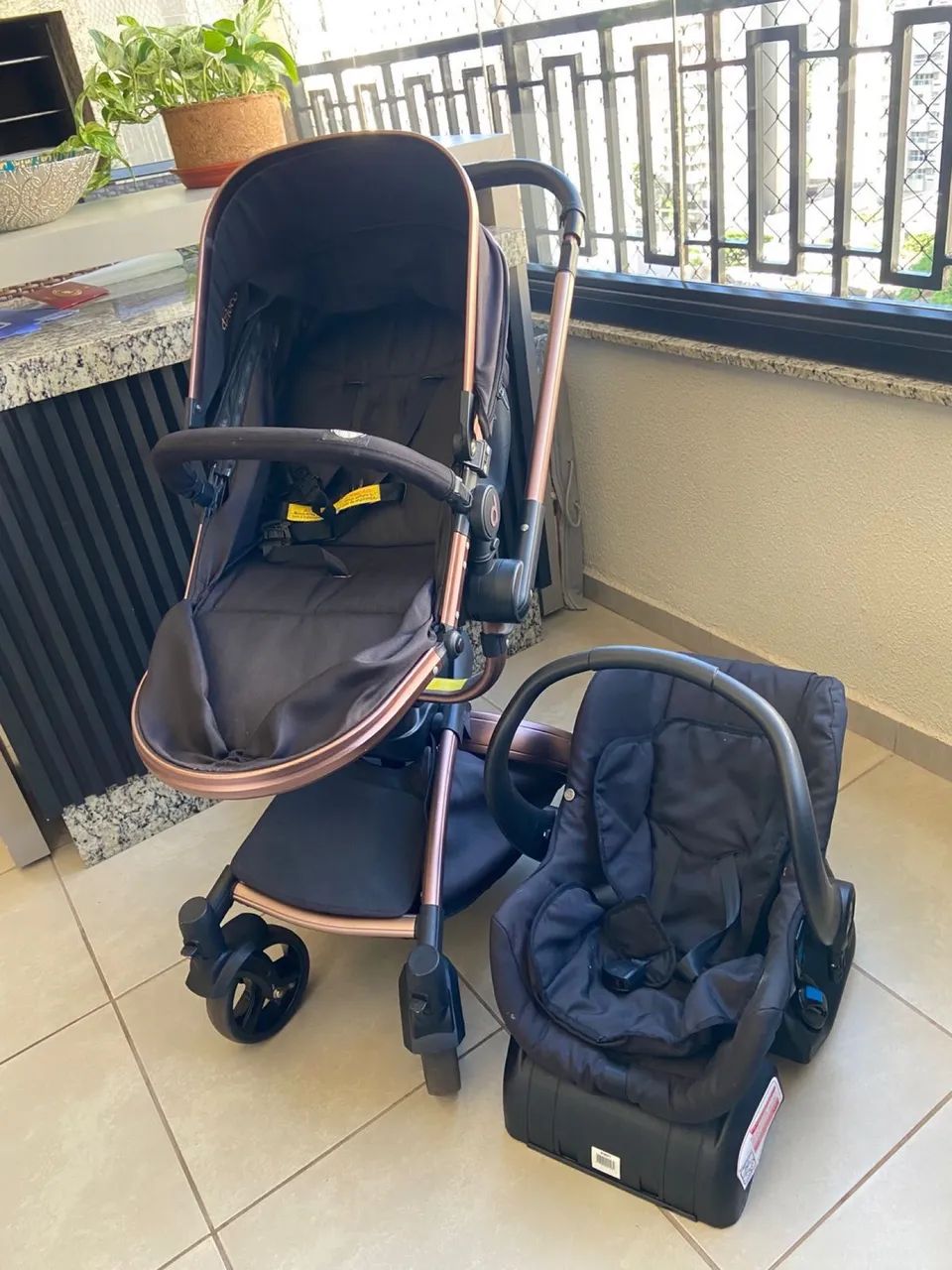Vendo Carrinho bebê completo!