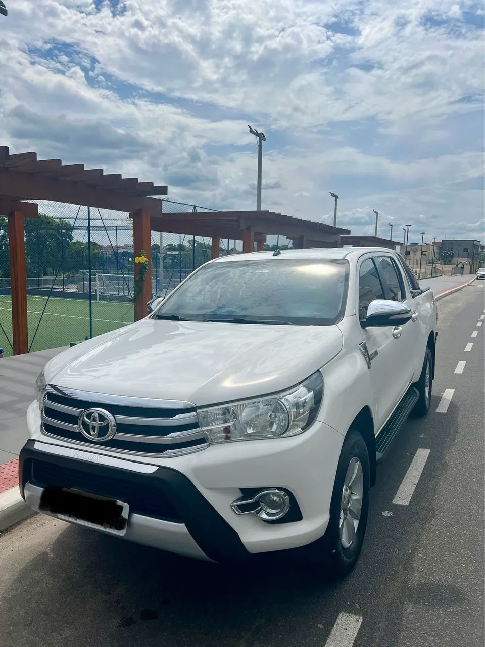 Toyota Hilux Hilux CD SRV 4x4 2.8 TDI Diesel Aut. 2016