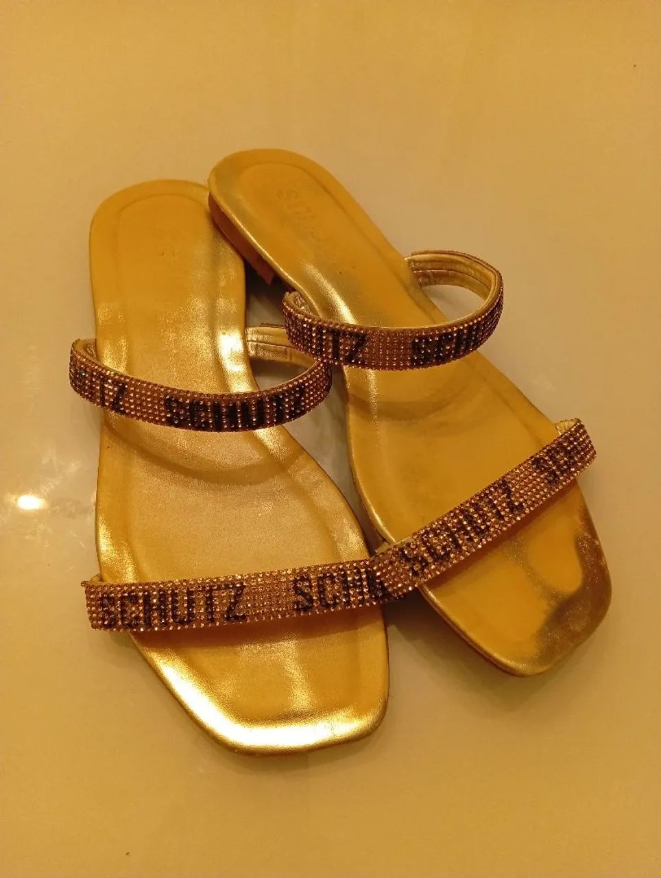 Sandália Schultz 