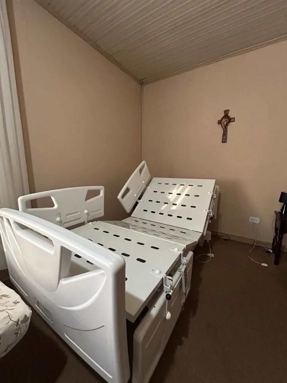 Cama articulada hospitalar  - Foto 4