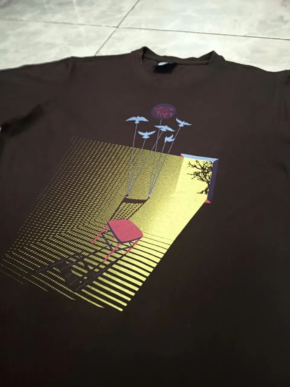 Camiseta Reverbcity x Arcade Fire Marrom - Tam. G - Foto 2