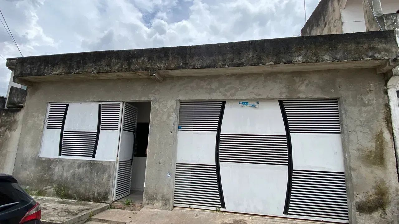 Casa com suíte à venda no Icuí-Guajará