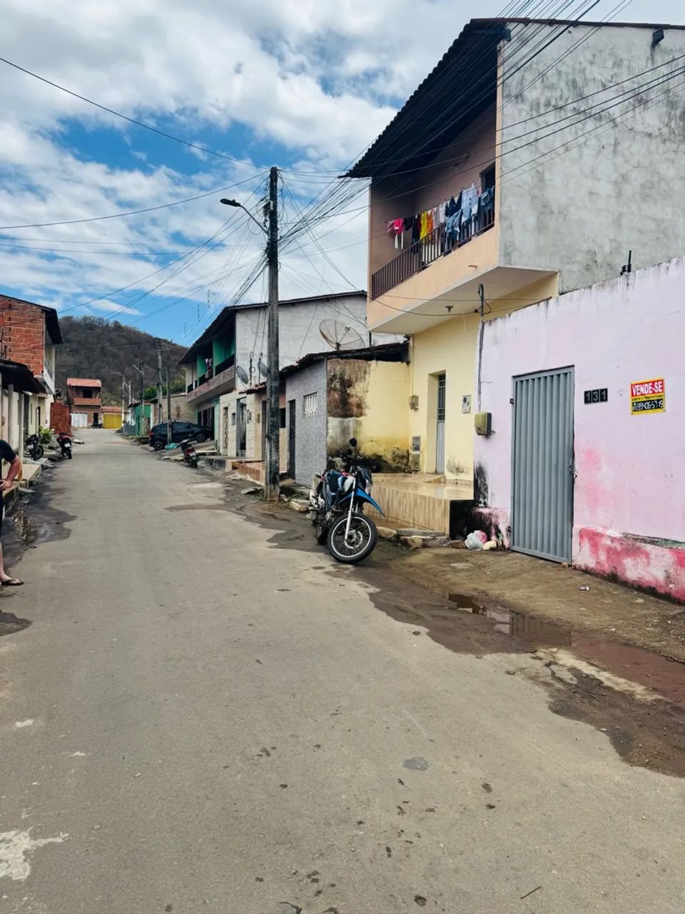 Casa ampla com terreno murado - Foto 2