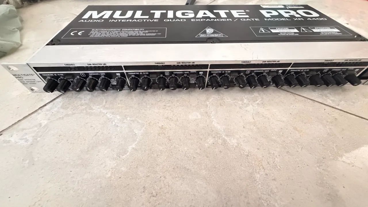 MULTIGATE' PRO AUDIO INTERACTIVE QUAD EXPANDER/ GATE MODEL XR 4400 - Foto 2