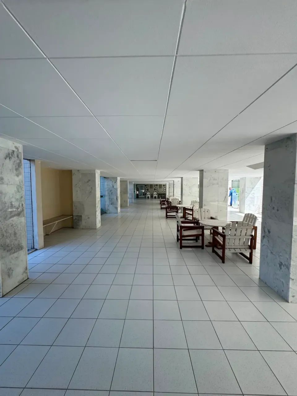 Apartamento lindo e espaçoso de 132 m² à venda no coração do Espinheiro - Foto 3