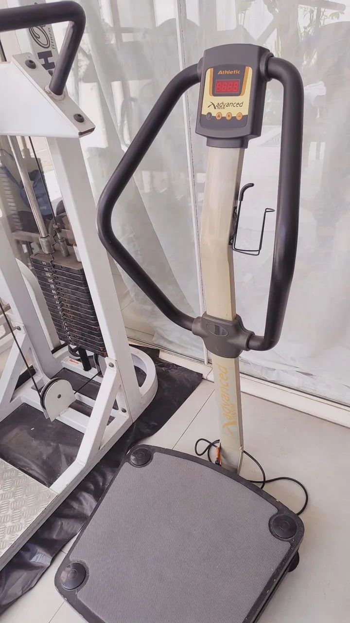Plataforma Vibratória Athletic Advanced 900vm - Foto 5
