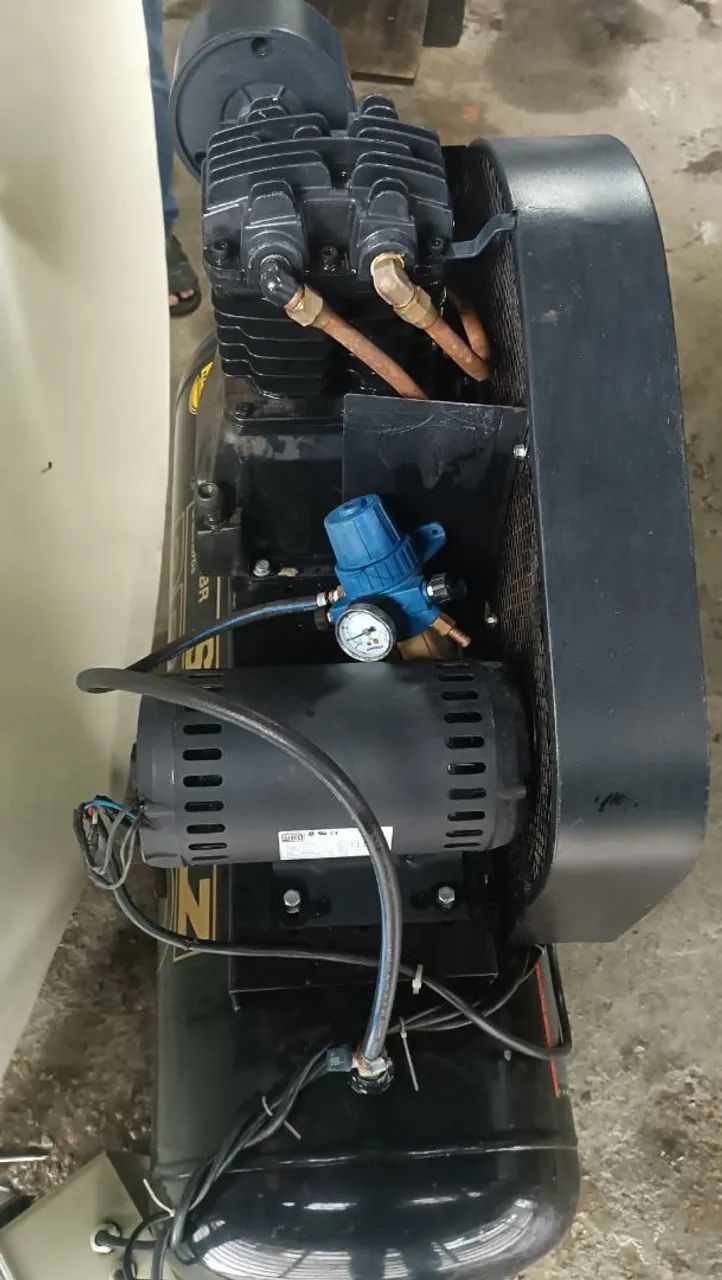 Compressor de Ar Bravo Industrial 20 Pés 200L  - Foto 4