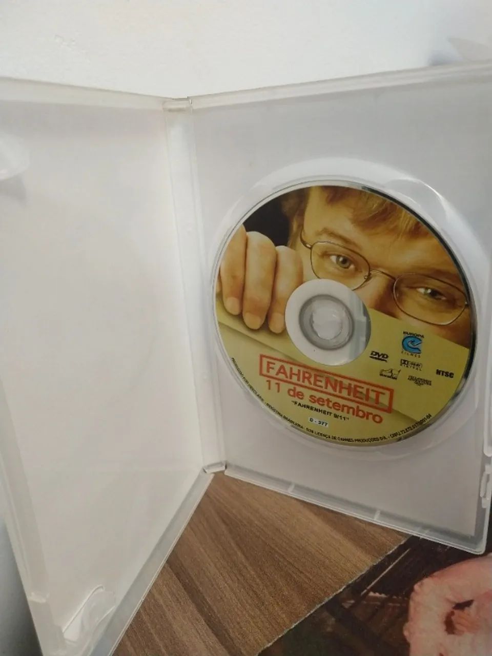 DVD Fahrenheit - 11 de Setembro Edição Especial - Michael Moore - Foto 3