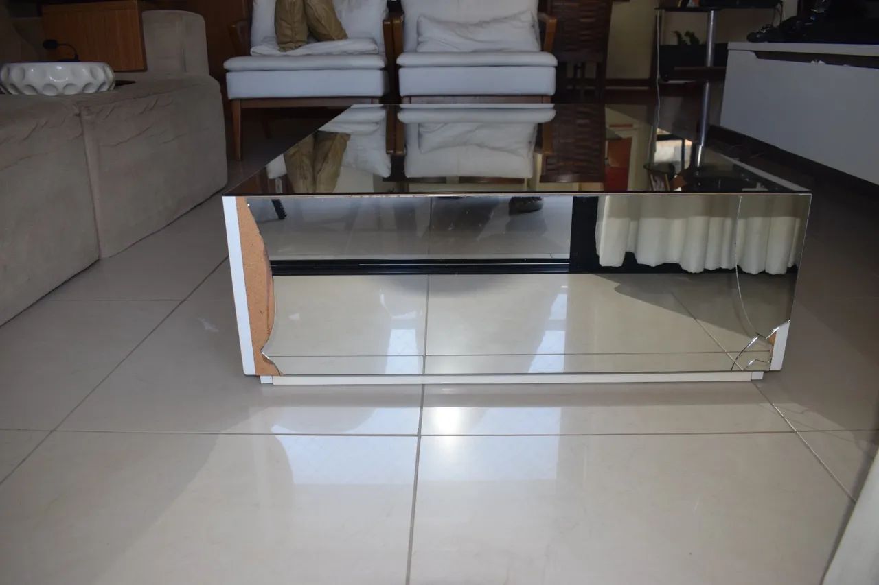 Mesa de centro de espelho e laca branca - Foto 2