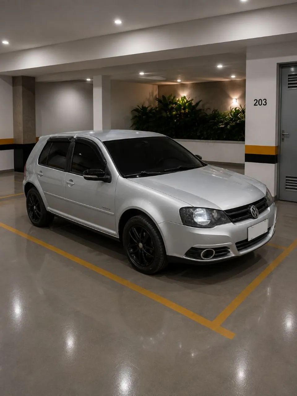 Volkswagen Golf Golf Sportline 1.6 Mi Total Flex 8V 4p 2013