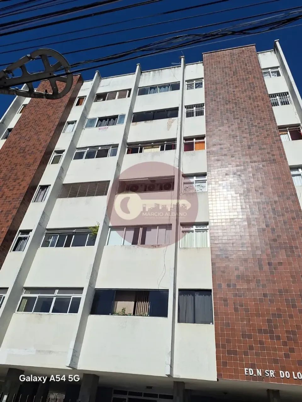 Excelente Apartamento 2 Quartos + dependência perto da praia.