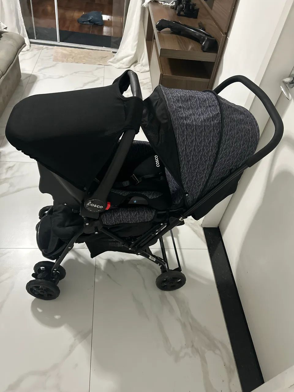 Carinho de passeio + cadeirinha e Moisés  - Foto 3