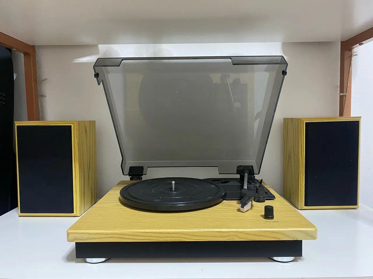 Vitrola Max Sound Uitech + 2 Caixas de Som