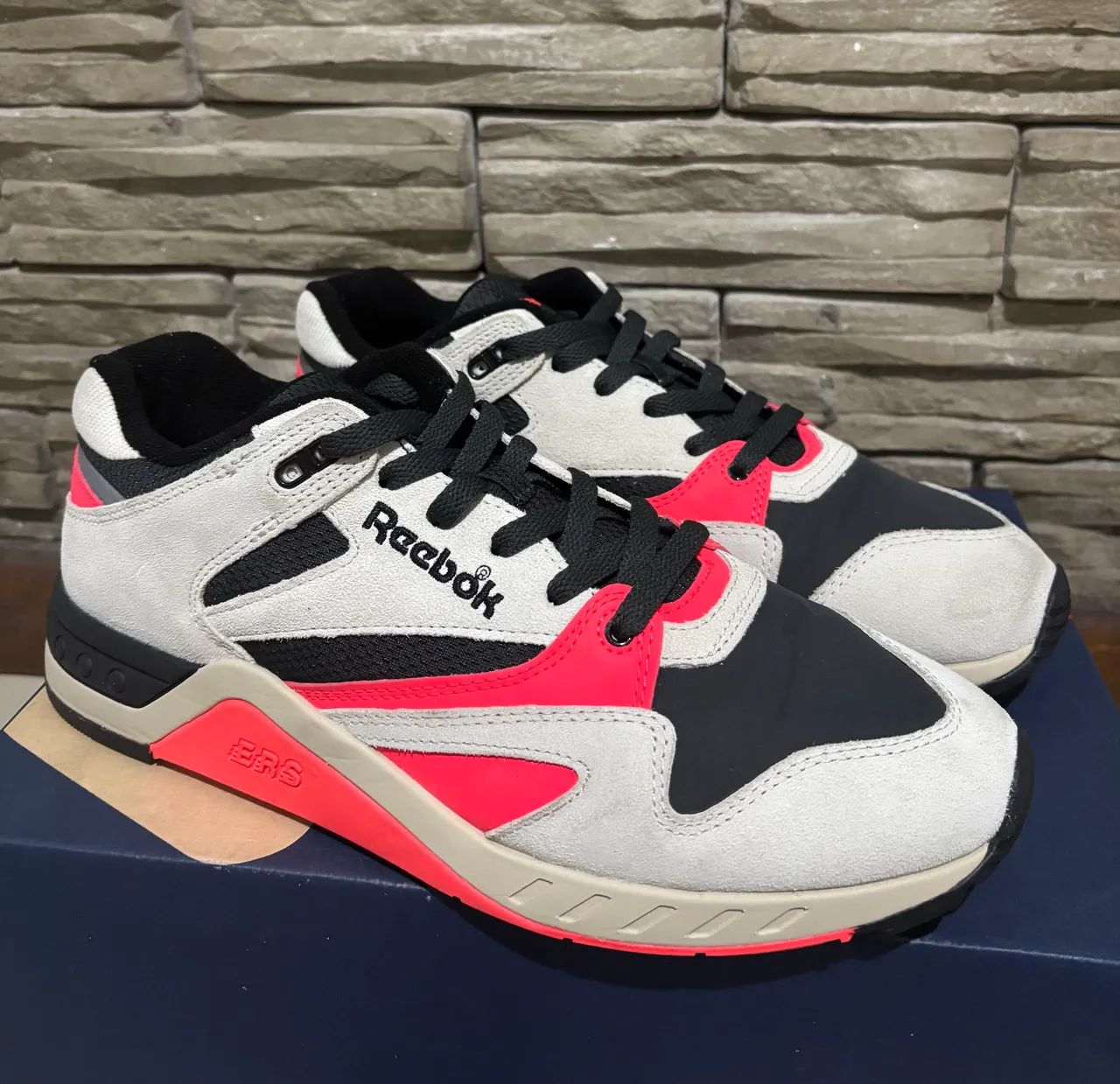 Tênis Reebok tamanho 42 - Foto 2