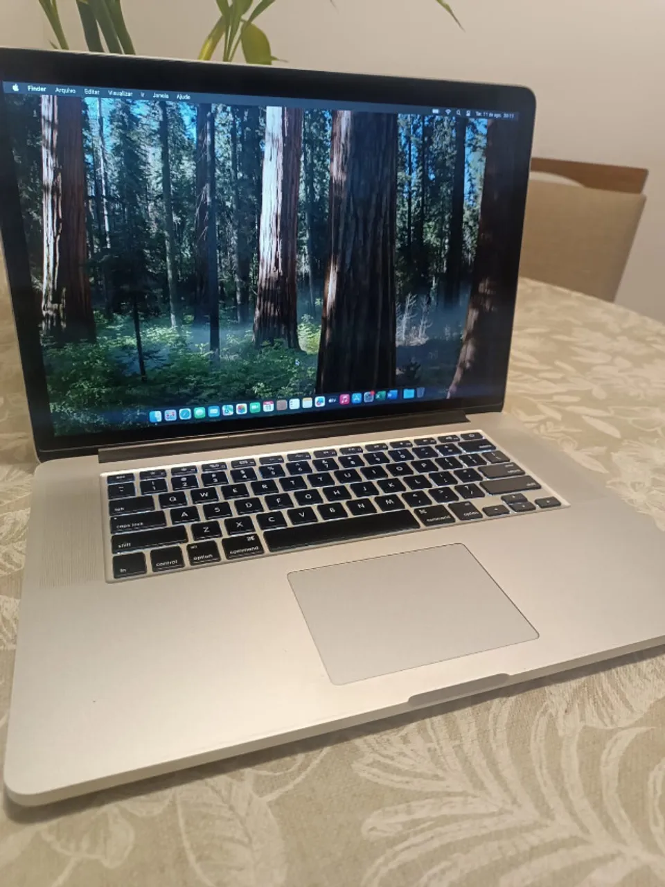 macbook pro 15 2014