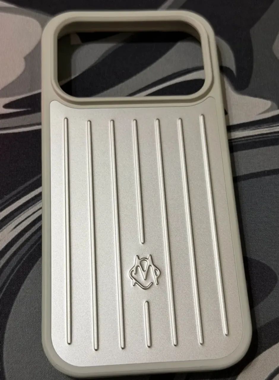 Capa Rimowa Prateada Alumínio iPhone 17 Pro - Foto 3