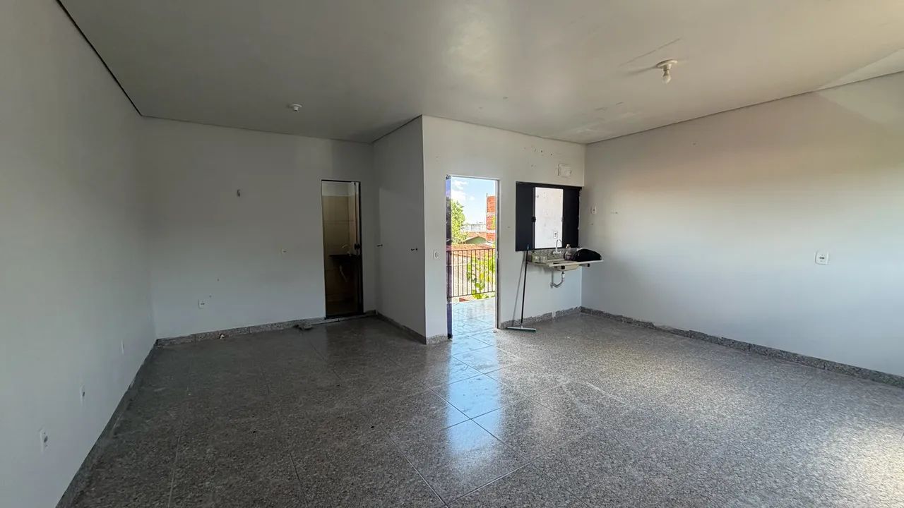 ALUGO SOBRADO EM TAQUARALTO 