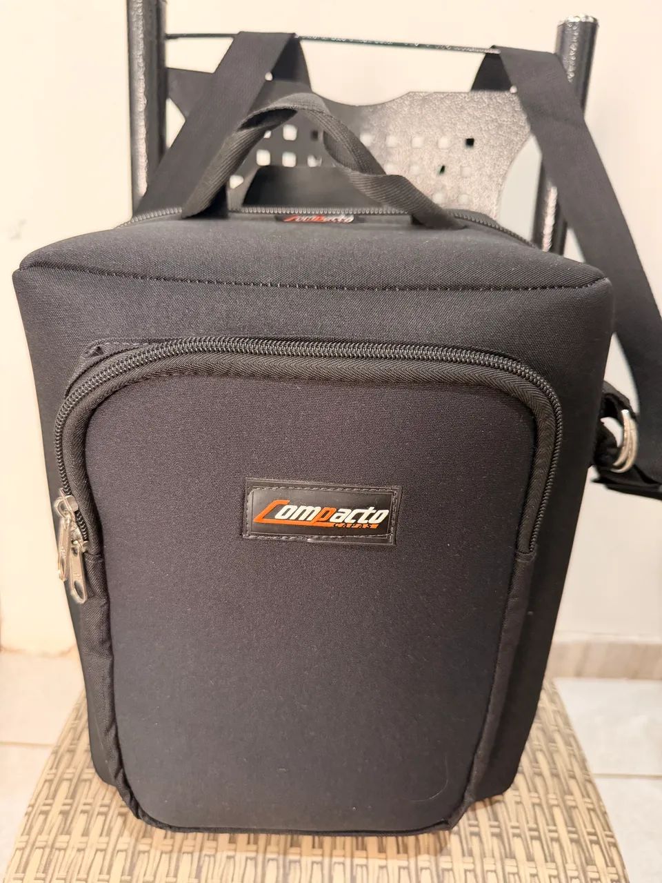 Caixa de som JBL PARTYBOX ESSENTIAL - Foto 4