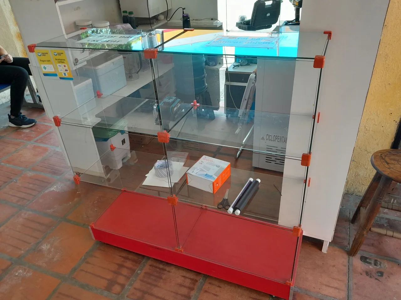 Vendo essa vitrine esposito  - Foto 3