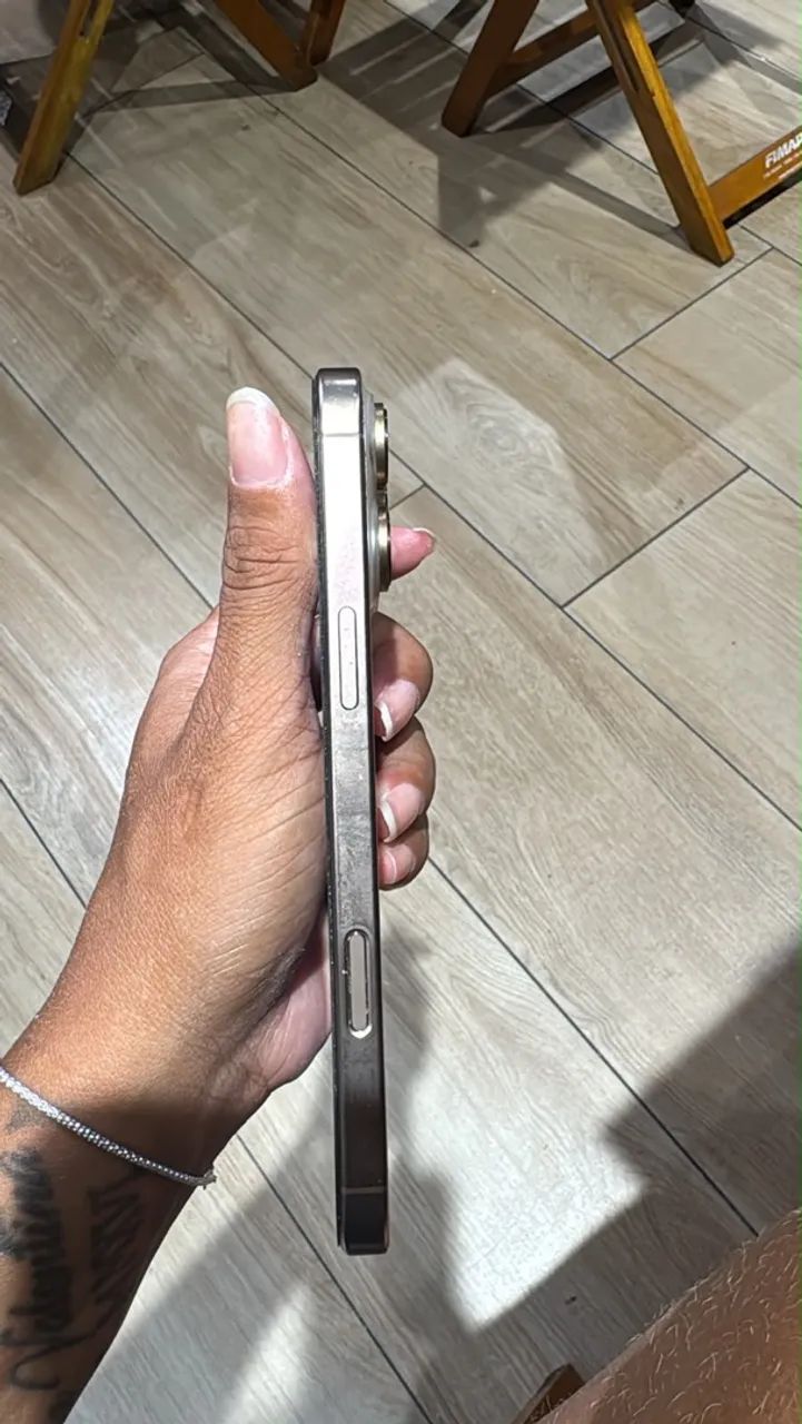 iPhone 16 pro max  - Foto 3