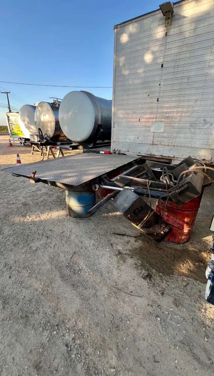 Plataforma elevatória toco/truck Ciprol - Foto 4