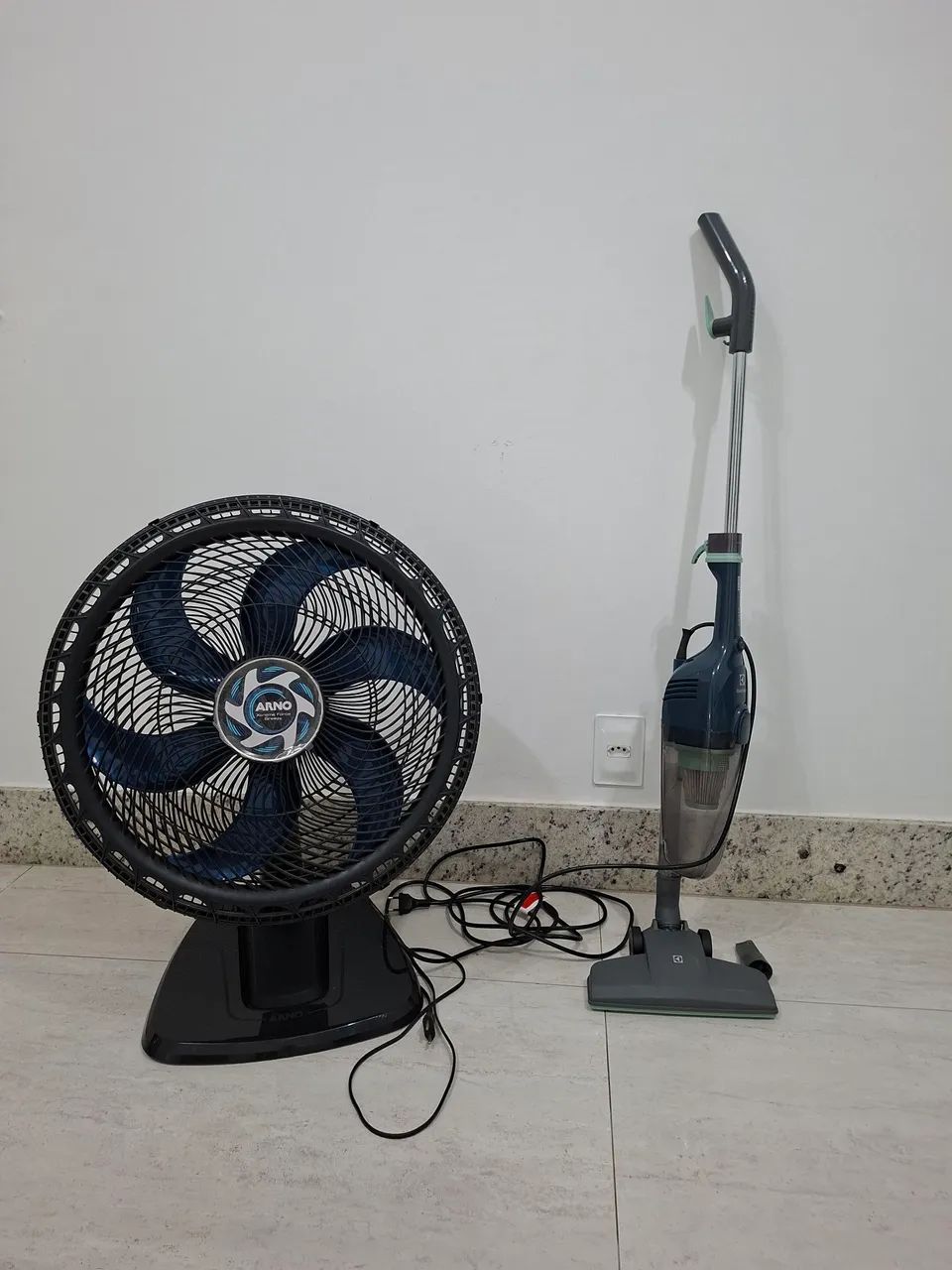 Ventilador xtreme Arno 50cm e 1 aspirador de pó portátil Eletrolux 