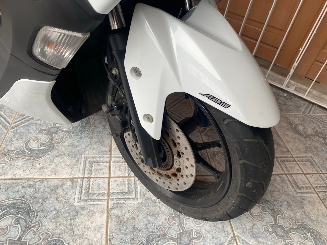 NMax 160 com abs 2022 - Foto 5