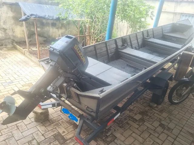 Canoa bico fino borda alta