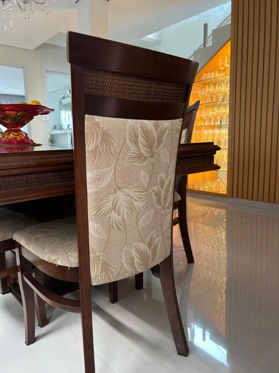 Mesa com cadeiras  - Foto 2
