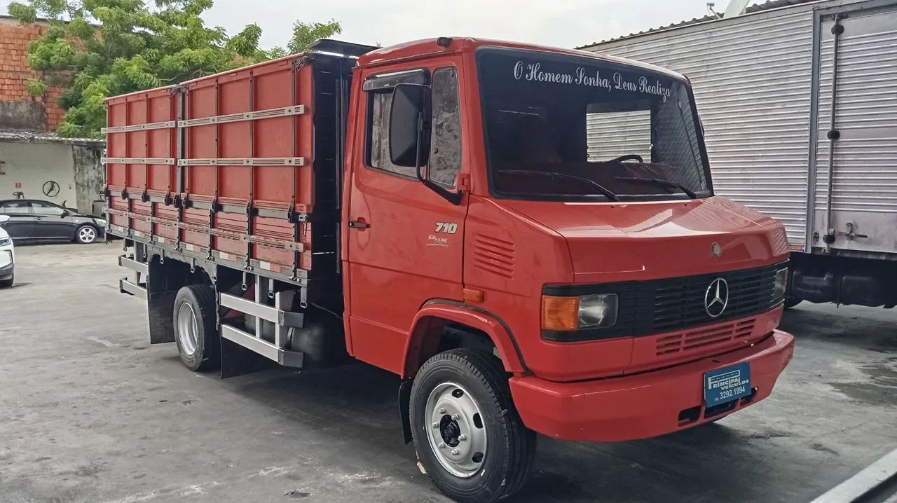 Mercedinha 710 2012 - Foto 2