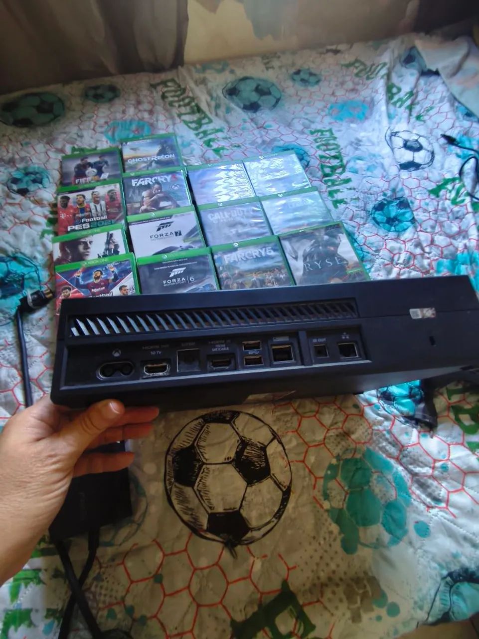 Vendo Xbox One +14 jogos (aceito cartão) - Foto 2