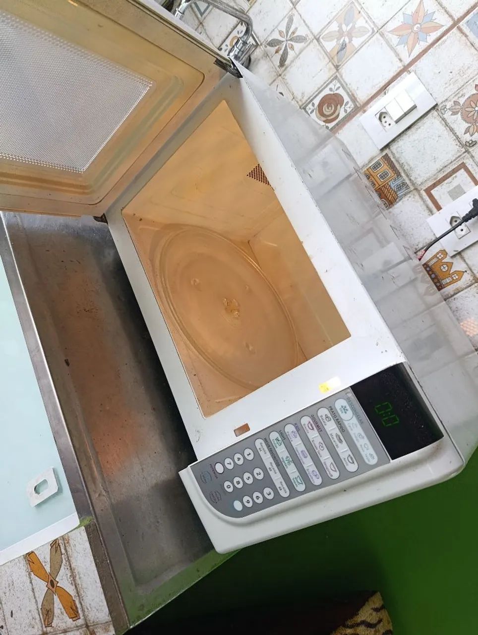 Vendo microondas grande usado - Foto 4