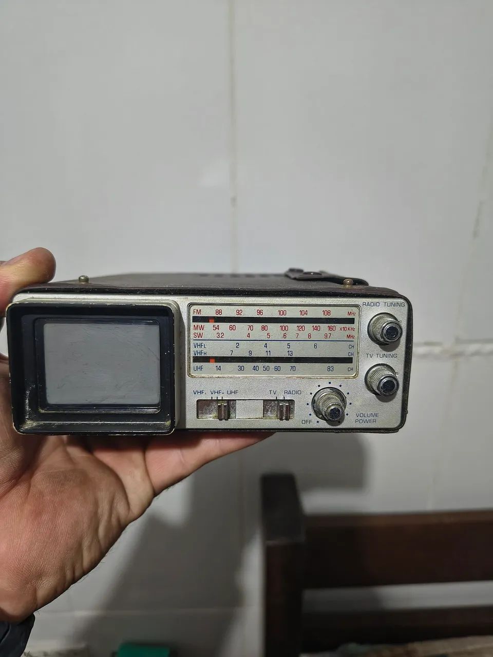 Rádio e TV Vintage Brooksonic 