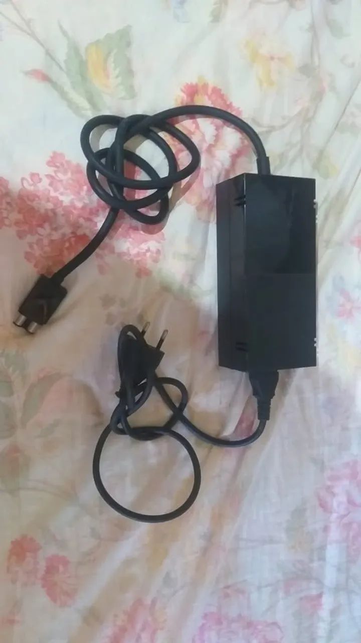 Fonte Original de Xbox One Fat