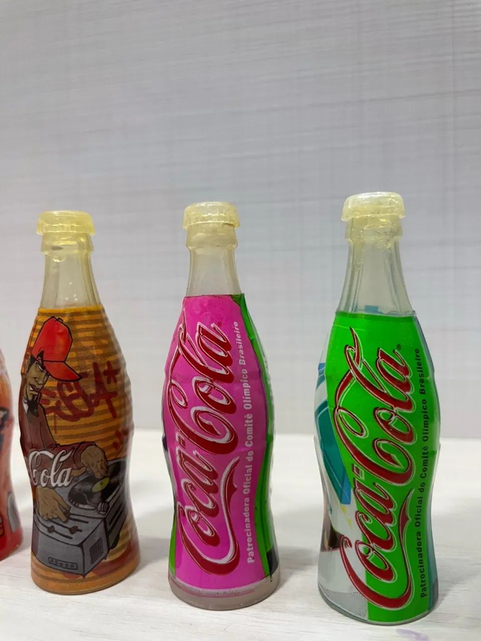 Garrafinhas Coca-Cola colecionáveis 6 unidades  - Foto 5