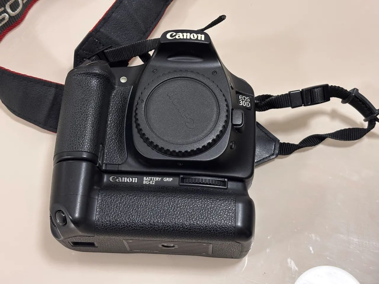 Cânon 30D + Grip BG-E2