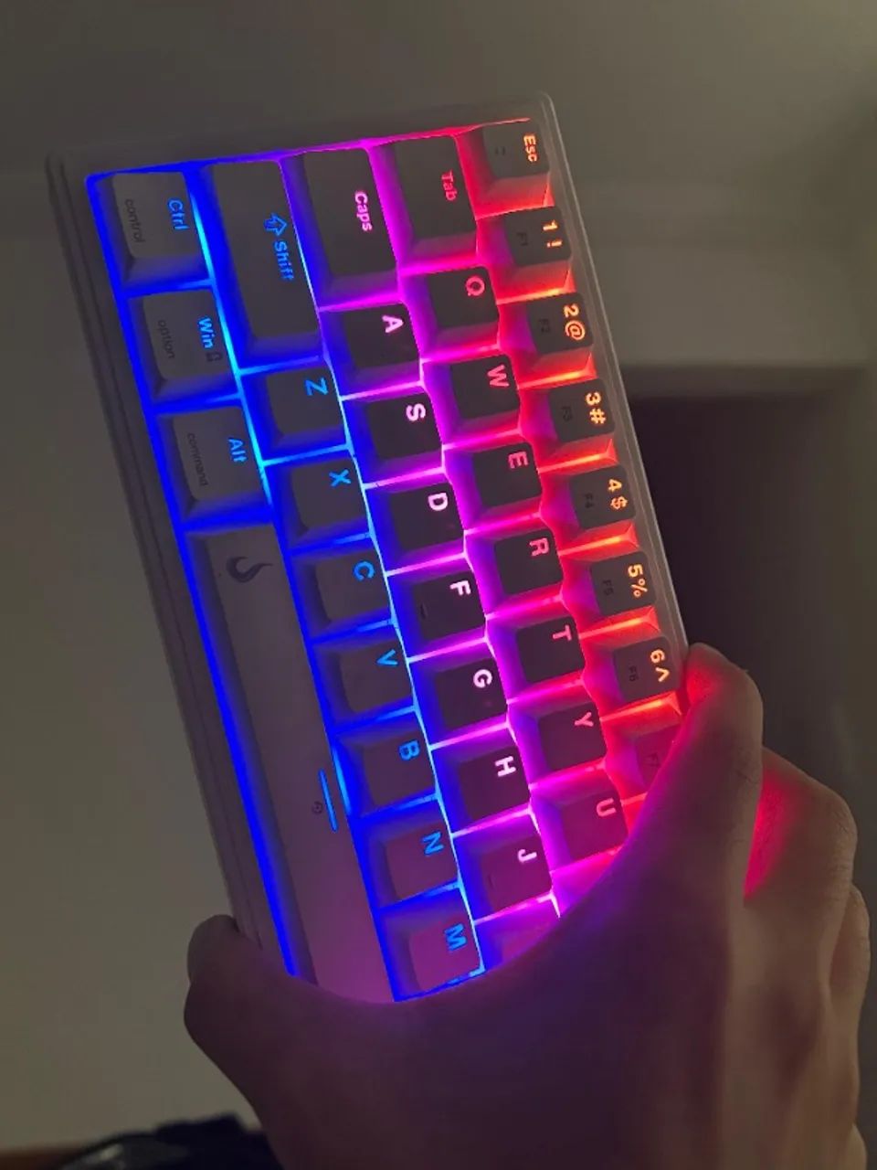 Teclado Mecânico PRO GAMER RGB 60% RISEMODE - Foto 3
